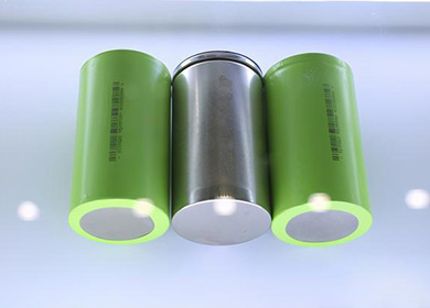 Batterie cylindrique de grande taille 